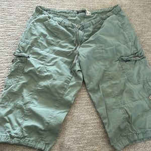Hunter green cargo shorts